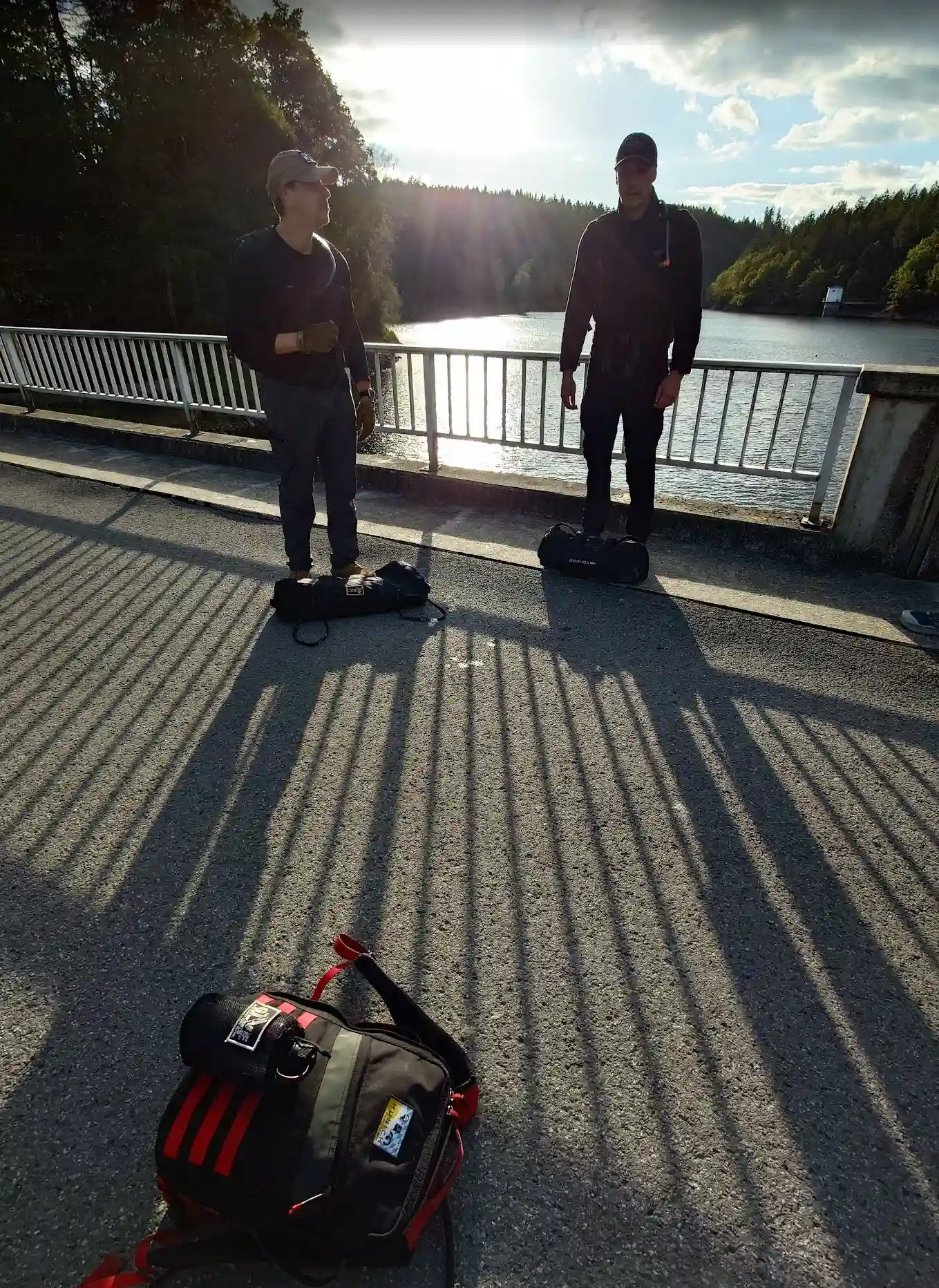Image: Deck of cards on the dam.
