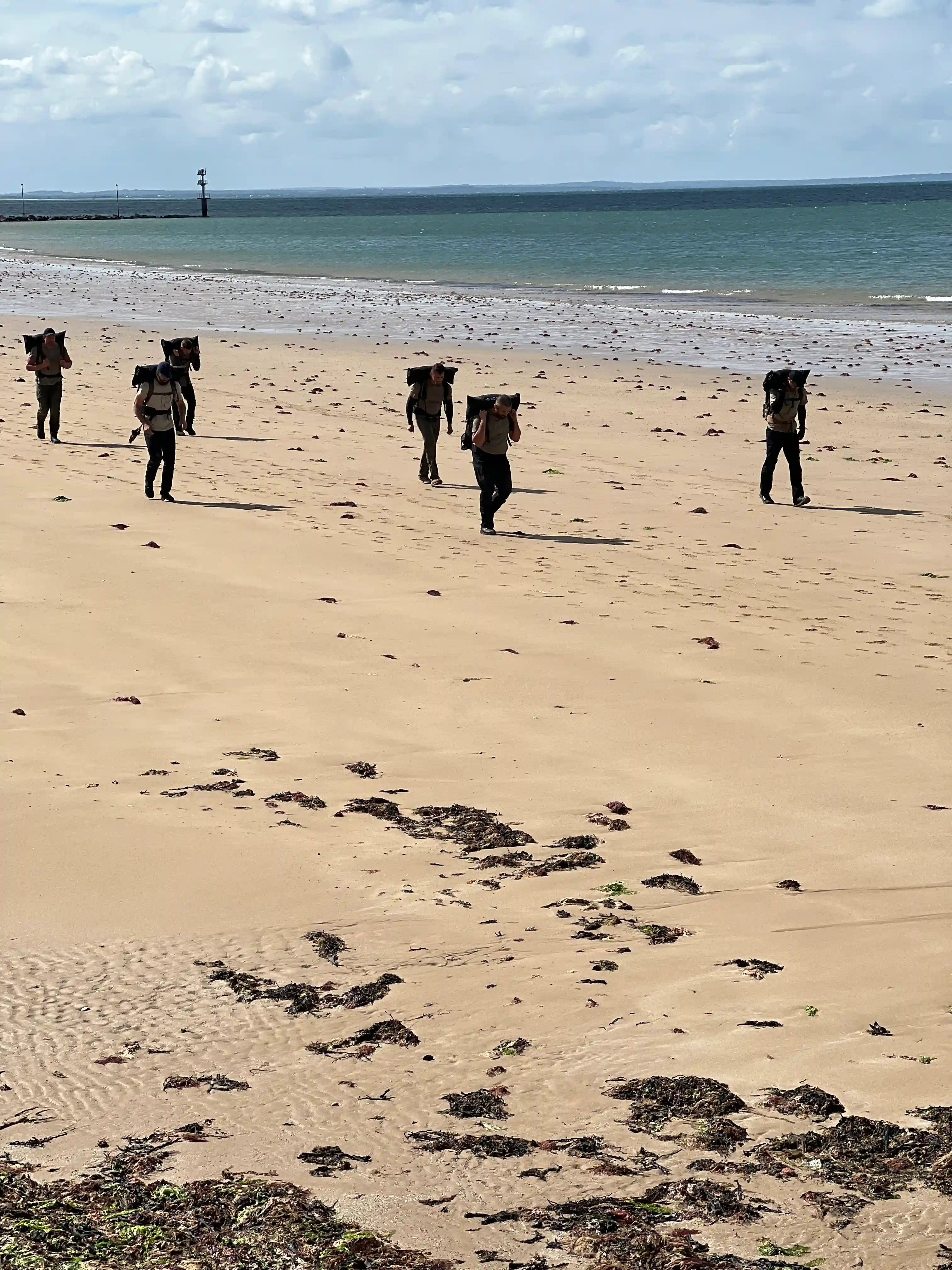 Image: Candidates performing the 100# mile